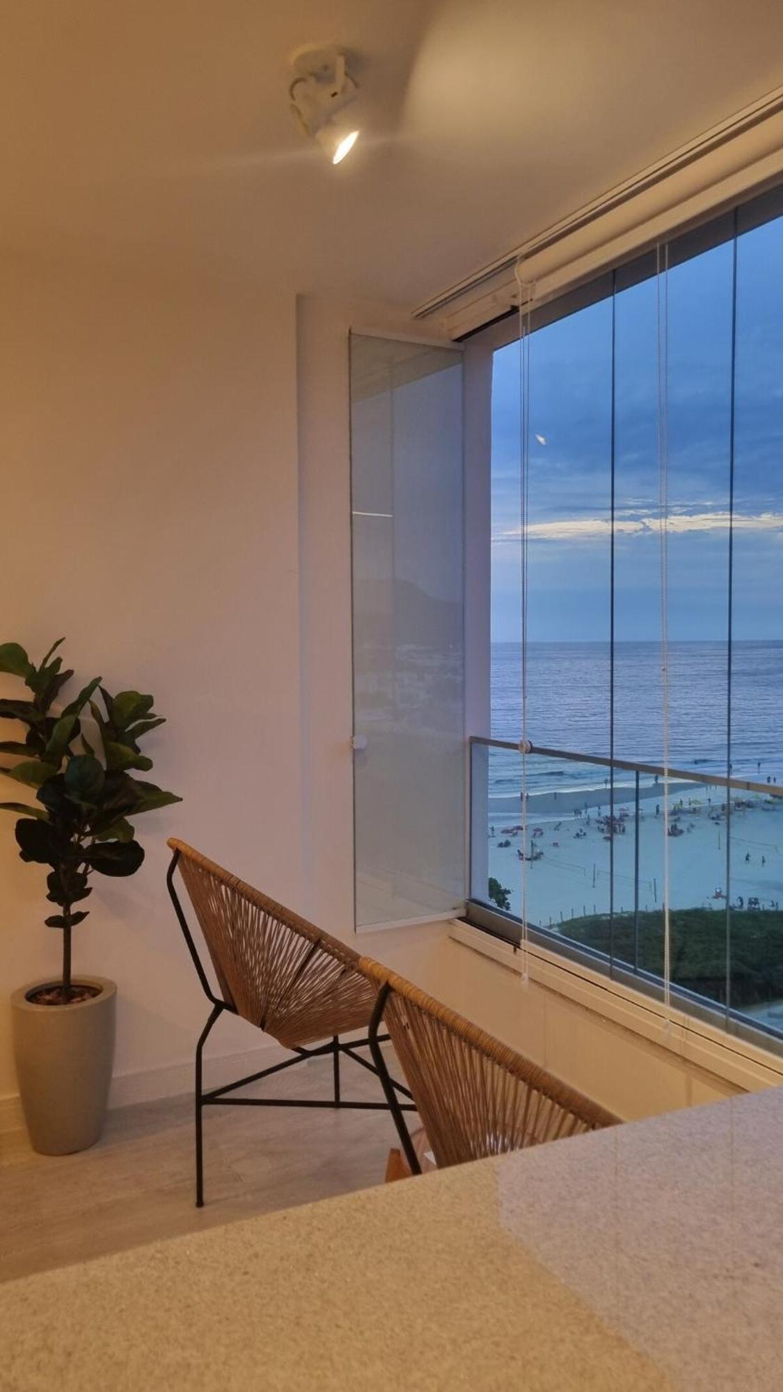 Apartamento Da Barra, Frente Mar Novissimo Reformado *